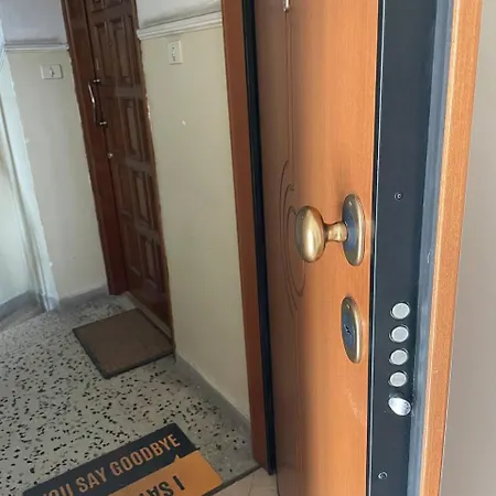 2 Rooms,